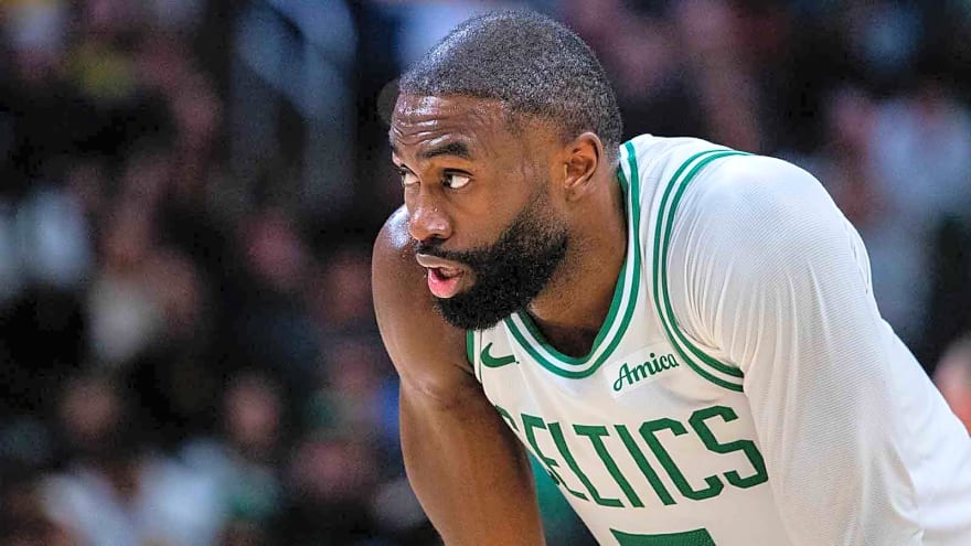 Celtics’ Jaylen Brown not happy after Jalen Brunson named Player of the Month over him