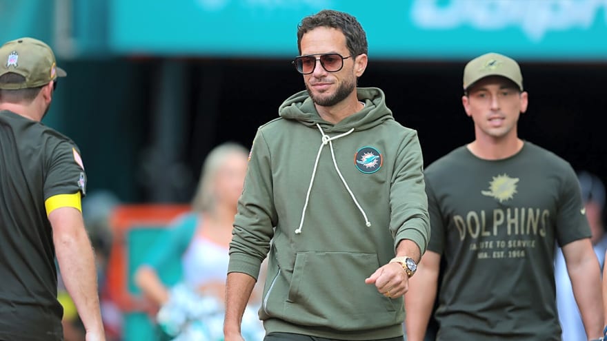  ‘Winds shifting’ on Mike McDaniel’s Dolphins future. Could Browns become option?