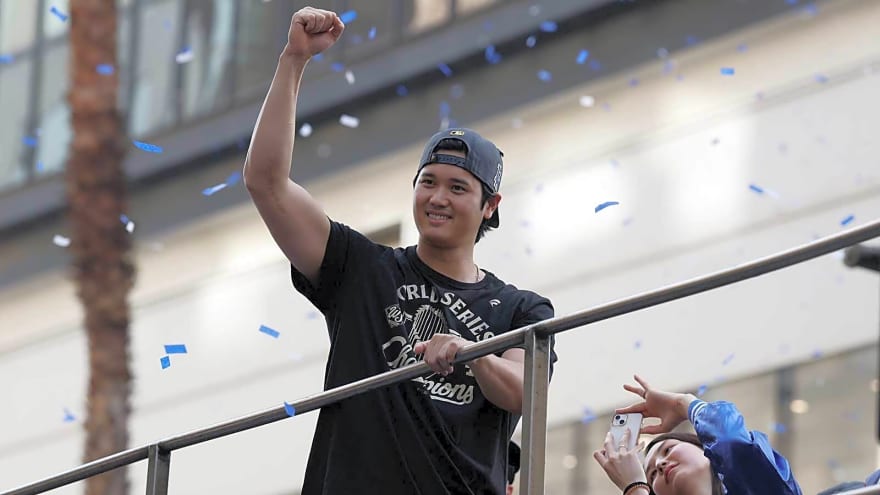 Dodgers star Shohei Ohtani’s gesture after winning MVP catches attention