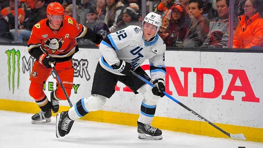 Mammoth’s Logan Cooley returns to practice in non-contact jersey