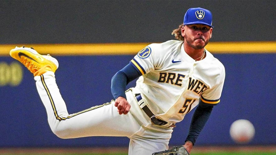 Mets pitcher Freddy Peralta reveals early pitching update ahead of spring training