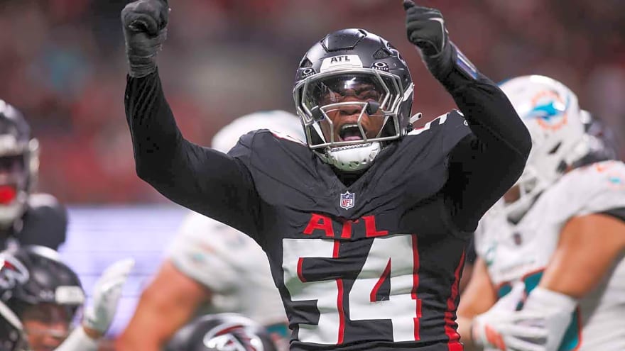 Falcons promising pass-rusher avoids serious injury after scary moment vs. Rams