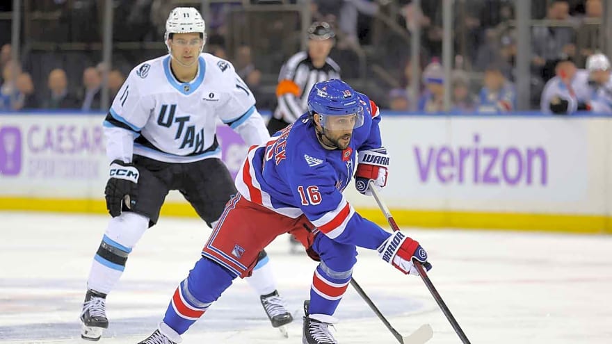 Rangers’ Vincent Trocheck offers short response on impact of Bruins blowout loss
