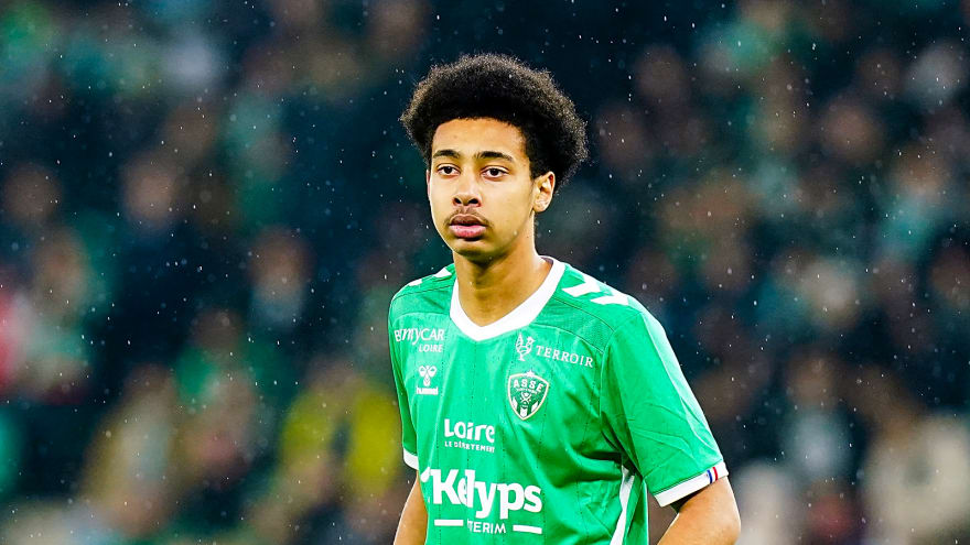 Boost for Arsenal as club turned down approach from Chelsea for their target