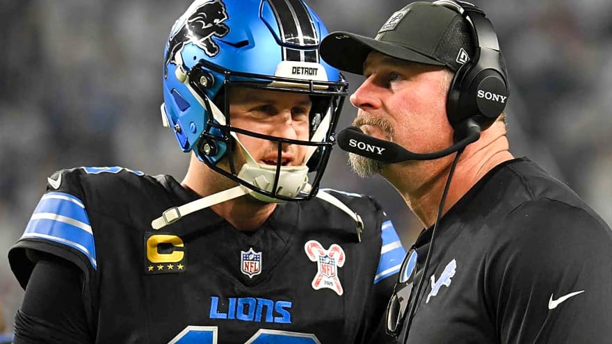 Lions’ historic offensive futility went beyond 6 turnovers in Christmas Day loss