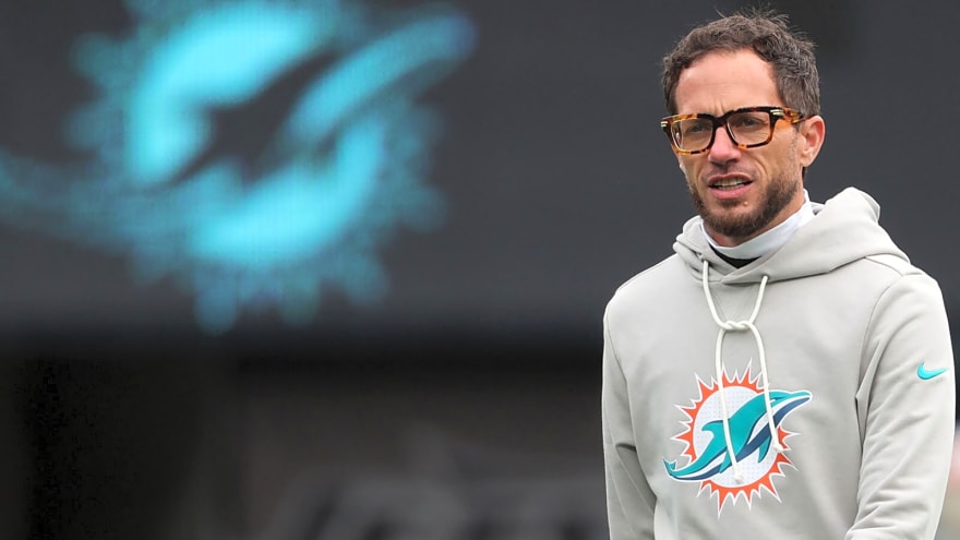 De’Von Achane gives major props to Mike McDaniel before MNF