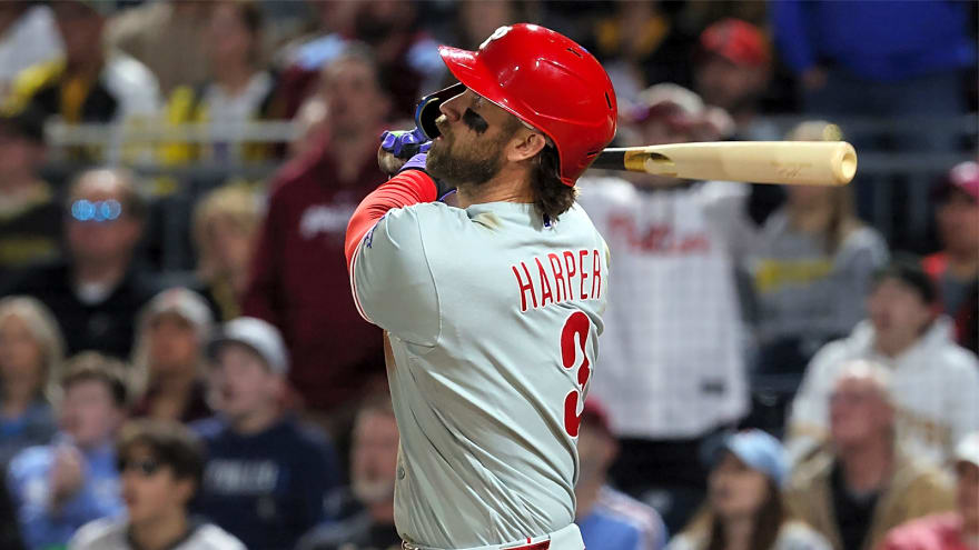 Phillies star Bryce Harper comes inches away from 9th inning grand slam