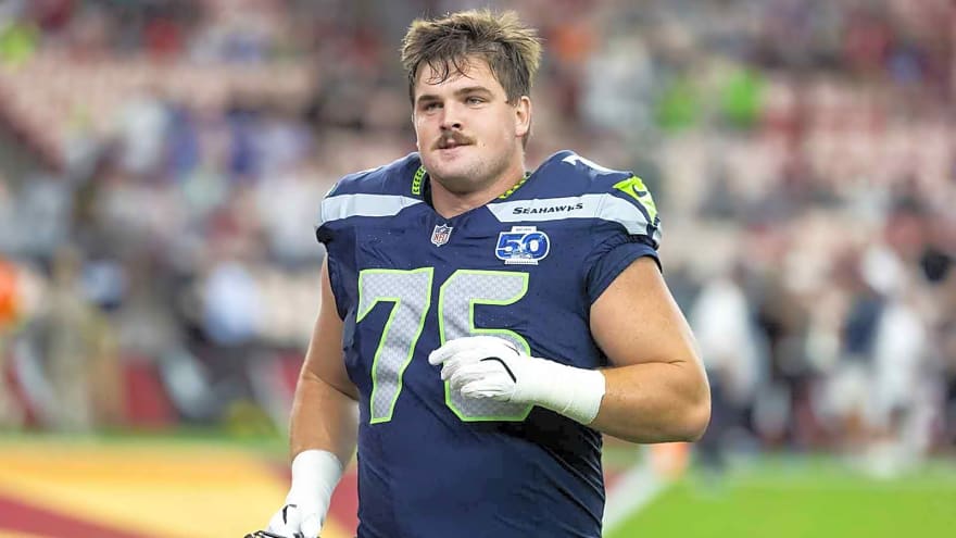 Seahawks’ Grey Zabel is doing anything possible to keep Klint Kubiak in Seattle