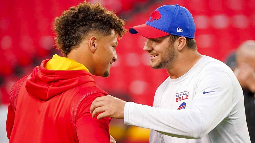 Chiefs-Bills on Thanksgiving sets stage for historic QB matchup