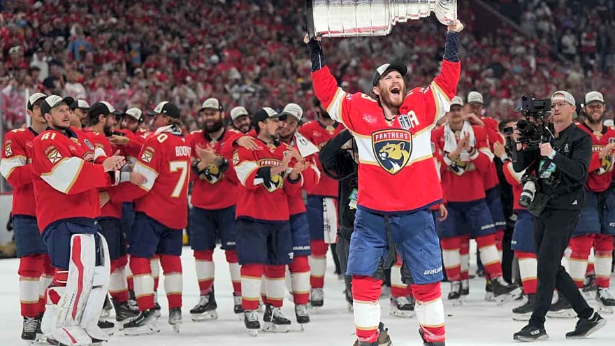 Panthers’ Matthew Tkachuk takes huge next step toward injury return