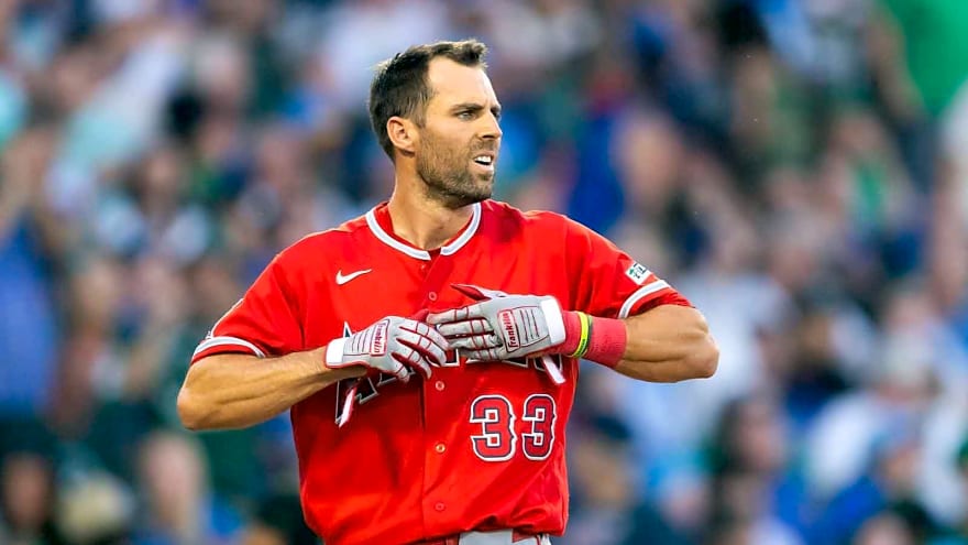 Angels’ Chris Taylor decides not to retire, lands on IL