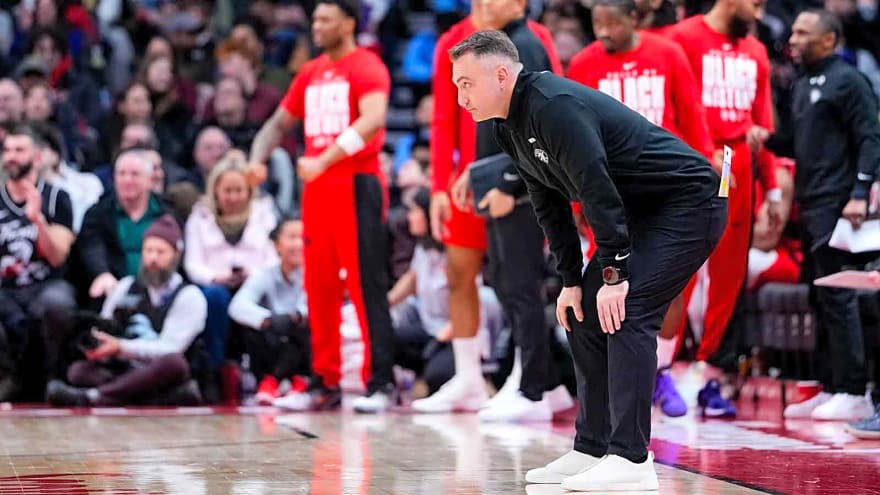 Raptors take chance on ultra-athletic ex-Bucks guard
