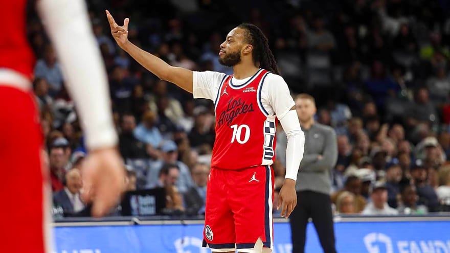 Clippers’ Darius Garland shares special moment with family after win over Grizzlies