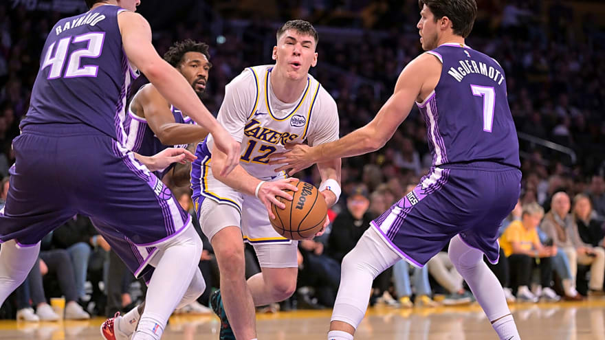 Jake LaRavia’s 1-word answer for Lakers’ response after tough practice