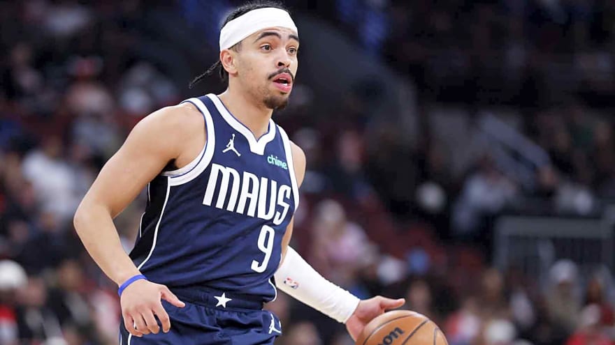 Mavericks’ Ryan Nembhard goes full Jason Kidd with bonkers halfcourt alley-oop pass