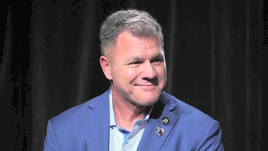 Colts great Adam Vinatieri leaves Carlie Irsay-Gordon stunned with HOF request