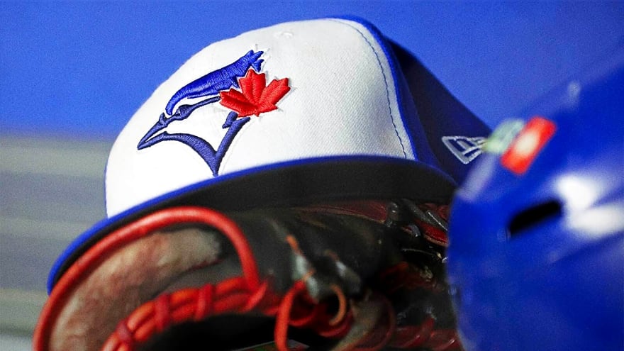 Blue Jays invite 3 intriguing players to spring training