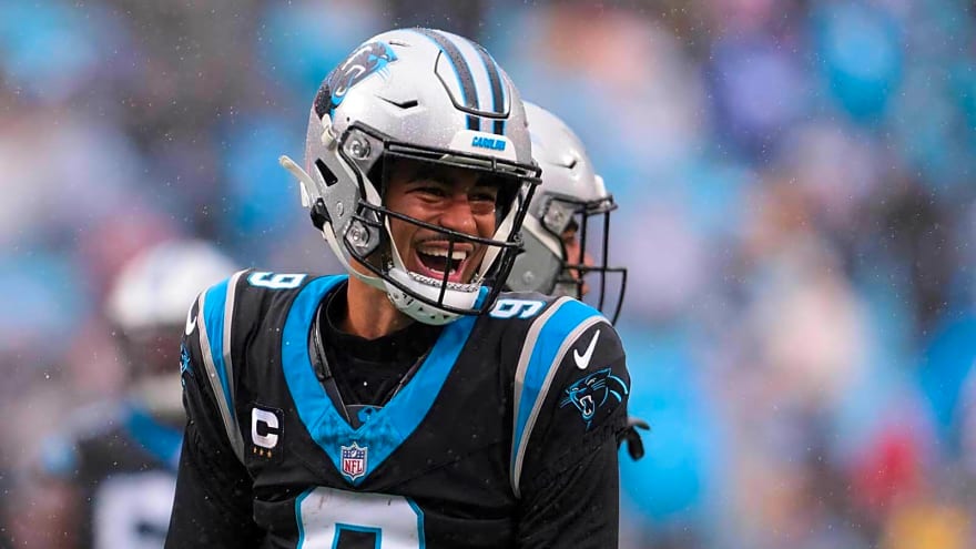 Panthers’ Bryce Young shocked by picture with Kliff Kingsbury on MNF Manningcast