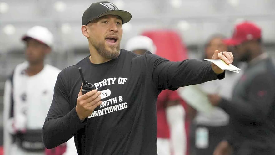 Cardinals’ Mike LaFleur expected to retain old DC on new staff