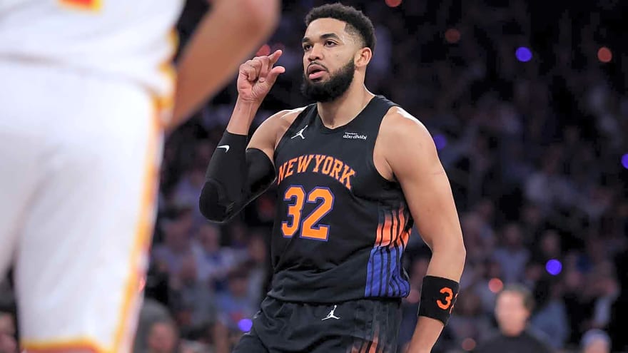 Knicks’ playoff hopes rely on Mike Brown solving longstanding Karl-Anthony Towns problem
