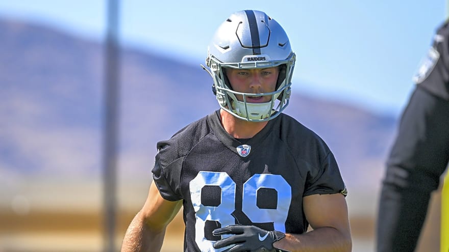 Brock Bowers predicted to accomplish incredible feat in 2026 that Travis Kelce never could