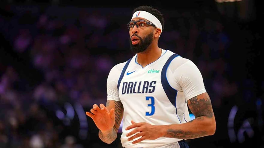 Lou Williams drops Anthony Davis truth bomb amid Mavericks trade rumors