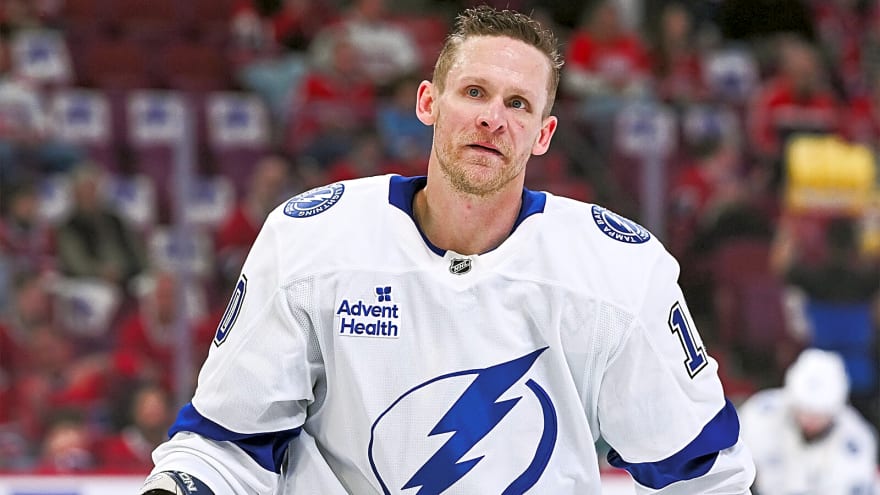  Corey Perry wants to come back for a 22nd season, but it won’t be with Lightning