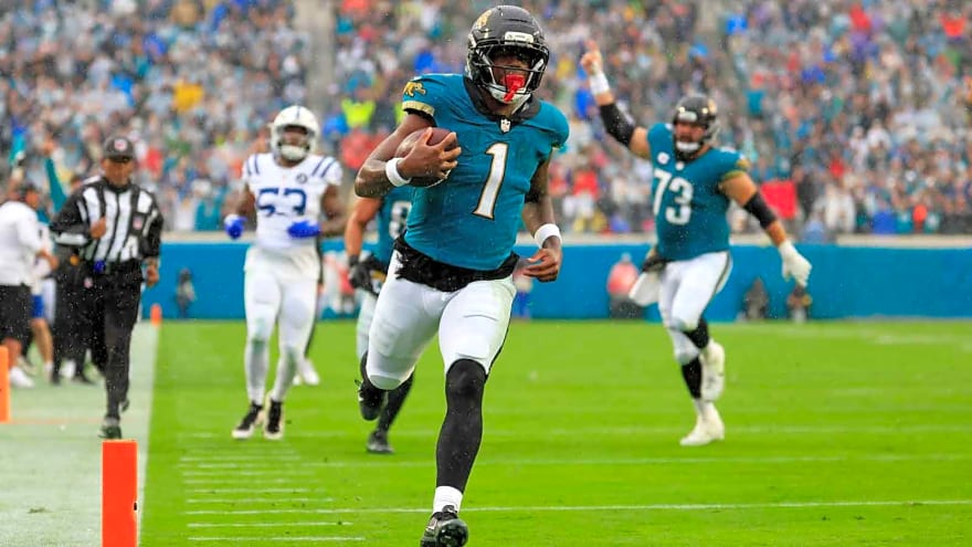 Travis Etienne Jr. recalls how Urban Meyer lost Jaguars locker room