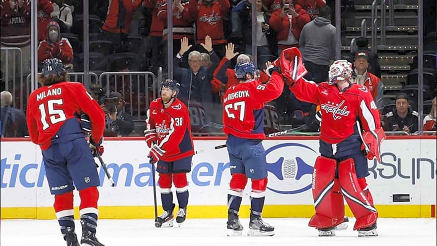 Capitals’ Logan Thompson gives Oilers flowers after ‘hardest’ win of 2025-26