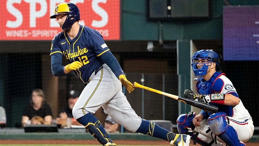 Rhys Hoskins signing with Guardians at spring training