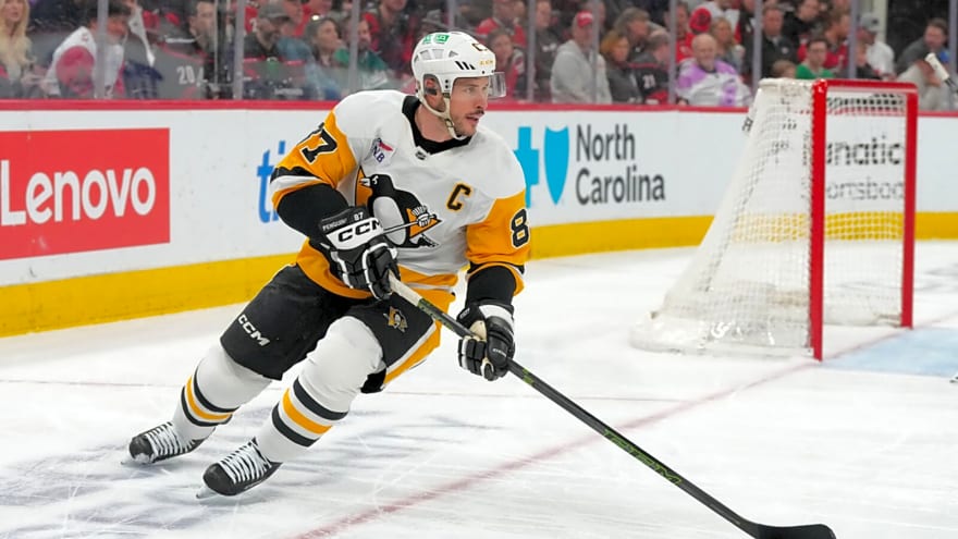 Broadcast shows exact moment Penguins star Sidney Crosby suffered apparent injury
