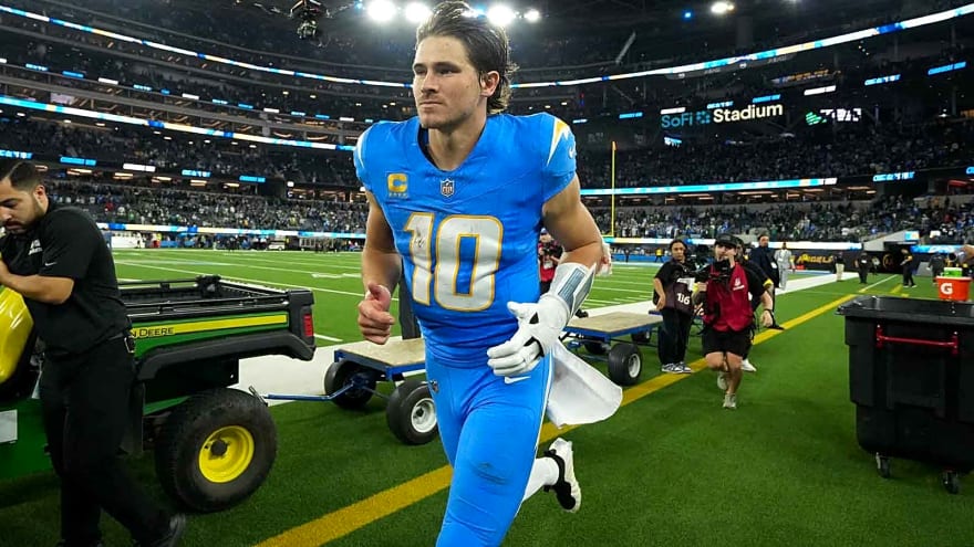 Chargers perfectly sum up Justin Herbert’s MNF performance with X-ray boast