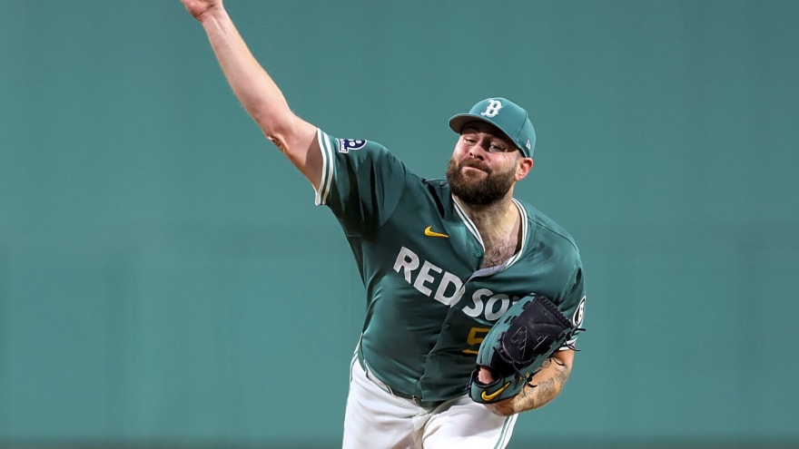 1 last-minute signing Tigers must make before spring training