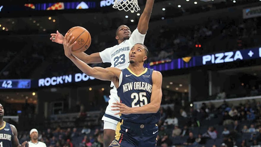 Watch Pelicans’ Trey Murphy III hit a circus shot plus an and-1 vs. Grizzlies