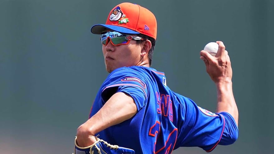 Mets’ Juan Soto slaps ace label on Kodai Senga ahead of 2026 season