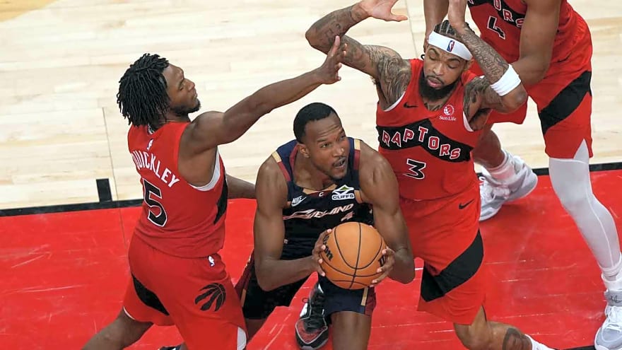 Raptors tie milestone after dominating Donovan Mitchell, Cavs