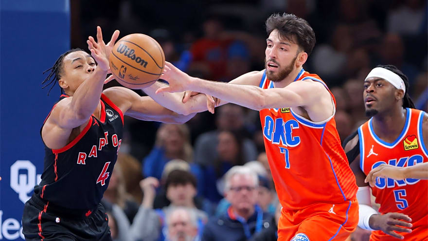 Mark Daigneault fails to get the ball to SGA at the end of Thunder’s consecutive losses