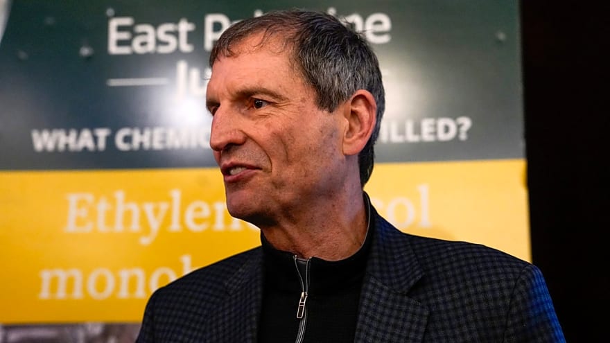 Browns legend Bernie Kosar announces return to hospital after liver transplant