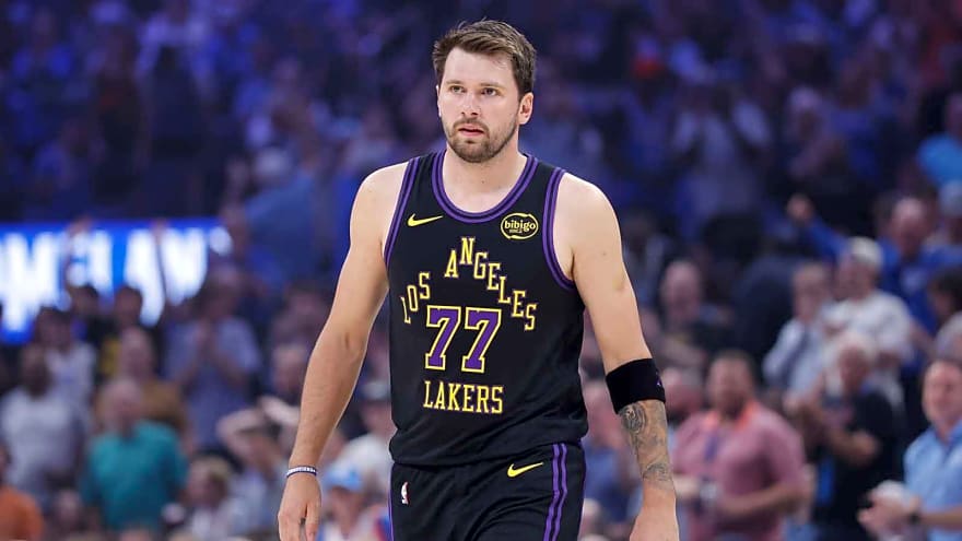 Luka Doncic makes Kobe Day surprise in heartwarming hospital visit