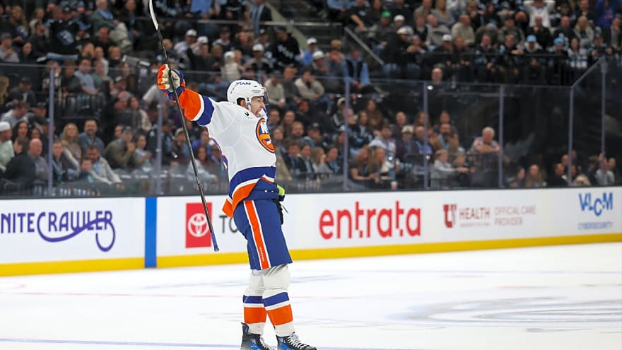 Islanders’ Matthew Schaefer on verge of even more NHL history