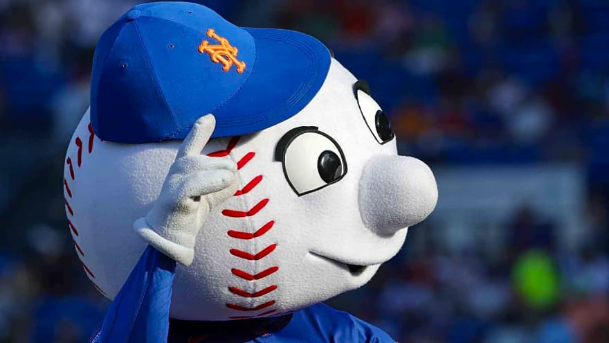 Mets claim Orioles pitcher with latest roster move
