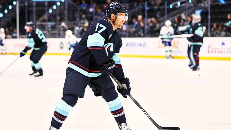 Jaden Schwartz gets brutal injury update amid Kraken playoff push