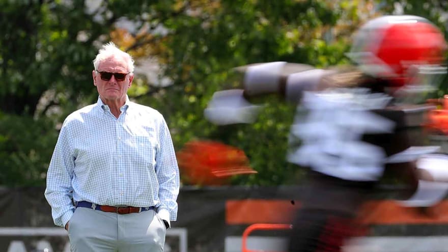 Browns’ Jimmy Haslam defends retaining GM Andrew Berry amid Kevin Stefanski firing