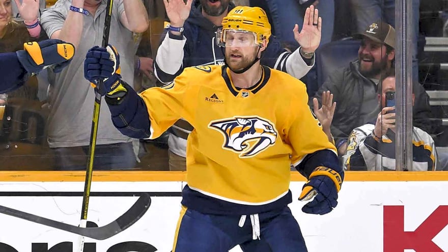 Predators’ Steven Stamkos breaks silence on trade rumors ahead of deadline