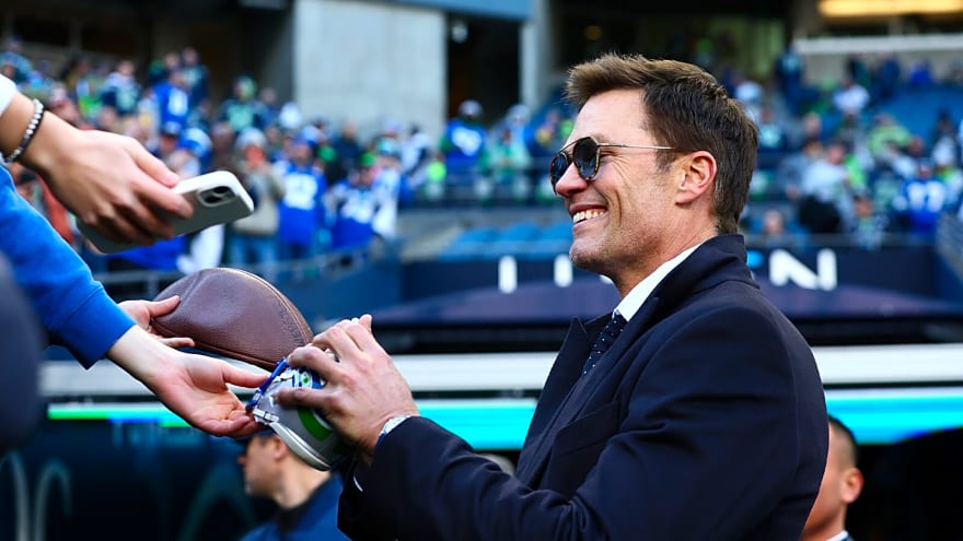 NFL legend Tom Brady spotted bailing early from Travis Kelce-Taylor Swift wedding