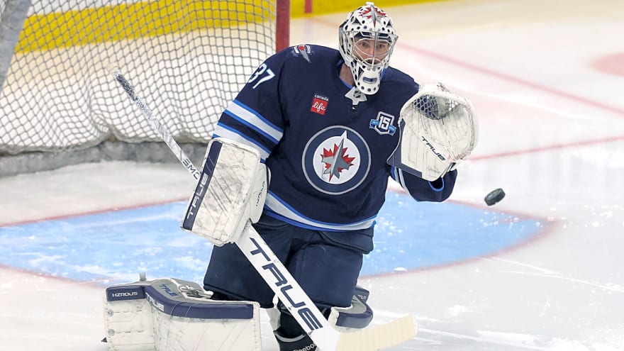 Jets GM gets brutally honest on Connor Hellebuyck’s future amid trade speculation