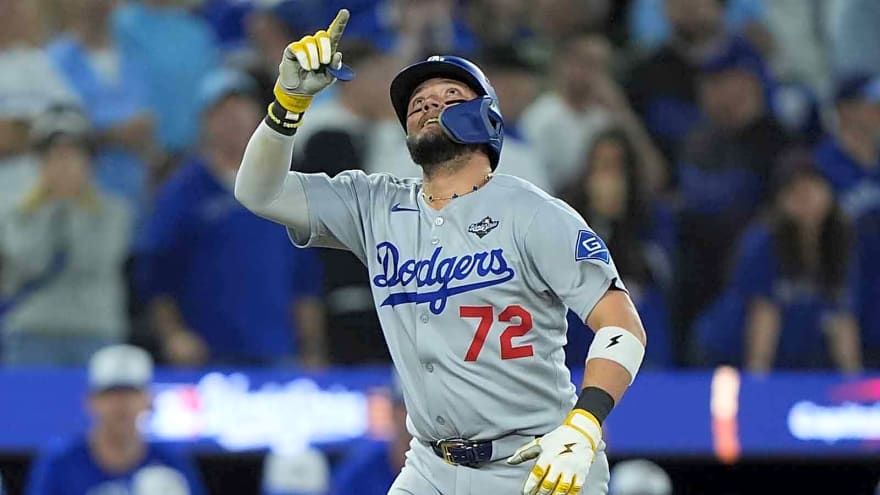 Miguel Rojas somehow hasn’t had a bobblehead during Dodgers tenure