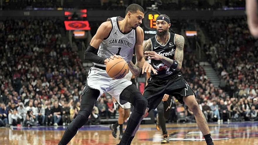 Spurs win streak hits longest in 10 years with epic comeback vs. Raptors