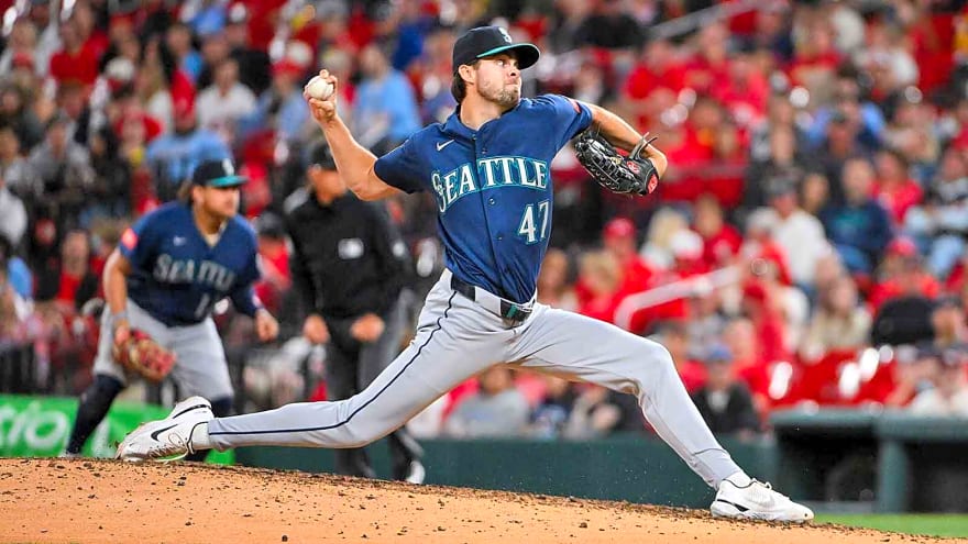 Mariners place pitcher on IL amid plethora of roster moves