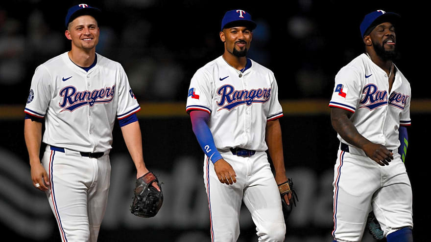Rangers win American League team Gold Glove award